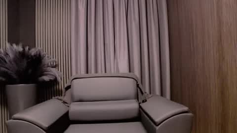 HI My name is Antonio online show from December 2, 7:50 pm