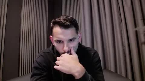 Snapshot of antoniovalentinidiamond chatting on October 4, 7:08 pm HI My name is Antonio online show from October 4, 7:08 pm