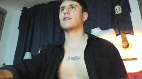 Snapshot of antonnello_ chatting on September 10, 1:37 am antonnello_ online show from September 10, 1:37 am