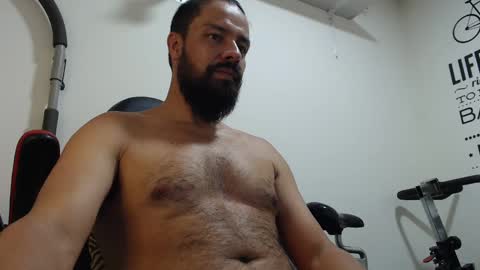 Snapshot of antony_36 chatting on February 21, 3:34 am antony online show from February 21, 3:34 am