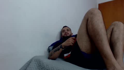 Snapshot of antony_smithh chatting on February 7, 6:34 pm antony_smithh online show from February 7, 6:34 pm