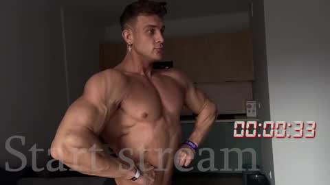 Snapshot of antray_misti chatting on September 10, 7:40 am Adam 24 online show from September 10, 7:40 am