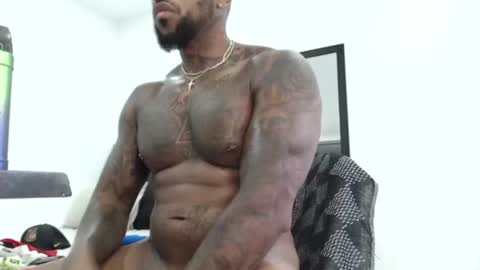Snapshot of antwanblack11 chatting on March 1, 4:00 pm antwanblack11 online show from March 1, 4:00 pm