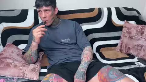 Tom online show from June 30, 10:16 am