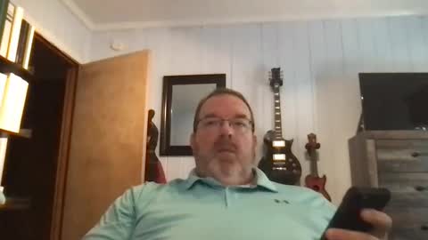 Snapshot of anvil1972 chatting on March 6, 3:24 pm anvil1972 online show from March 6, 3:24 pm