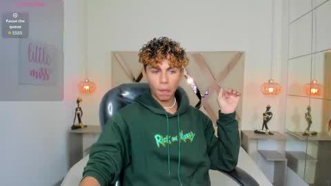 anyelotwink online show from April 23, 4:28 am