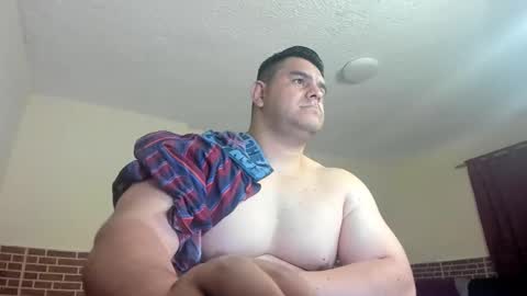 Snapshot of apholov chatting on September 27, 7:50 am follow me here you find me online show from September 27, 7:50 am