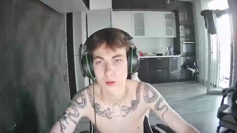 Snapshot of aplant_ chatting on September 11, 3:33 pm aplant_ online show from September 11, 3:33 pm