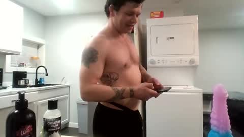 apocalypse_cream online show from February 23, 2:46 am