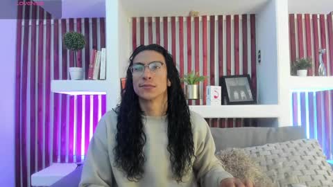 Snapshot of apolo_crus chatting on February 5, 11:34 am apolo_crus online show from February 5, 11:34 am