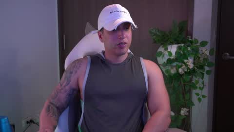 Snapshot of appolo_allen chatting on December 3, 5:41 am insta appolo master online show from December 3, 5:41 am