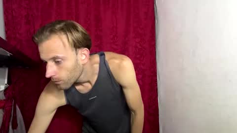 Snapshot of aquilesmade chatting on October 12, 7:30 pm Aquilesmade online show from October 12, 7:30 pm