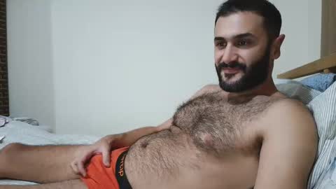 Snapshot of arabhairy90 chatting on February 2, 5:15 pm hairycub online show from February 2, 5:15 pm
