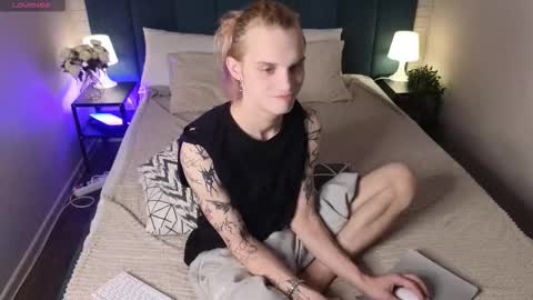 Snapshot of archiehali chatting on October 11, 8:46 pm archiehali online show from October 11, 8:46 pm
