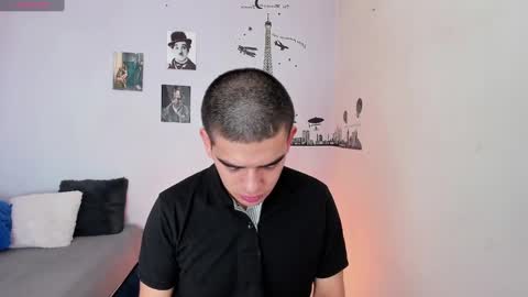 Snapshot of ares_johnsonn chatting on January 7, 1:54 pm Ares online show from January 7, 1:54 pm