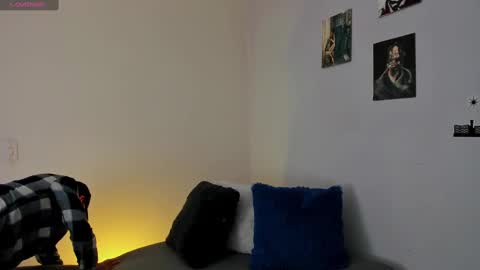 Snapshot of ares_johnsonn chatting on January 3, 1:47 pm Ares online show from January 3, 1:47 pm