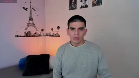 Snapshot of ares_johnsonn chatting on December 5, 4:34 pm Ares online show from December 5, 4:34 pm
