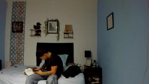 ares_parker online show from March 2, 12:32 am