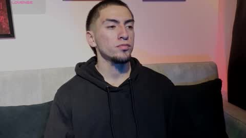 Mateo online show from December 3, 3:01 am