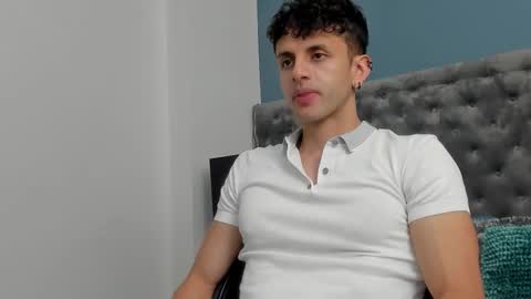 Snapshot of ariasaadeh chatting on October 15, 12:13 pm ariasaadeh online show from October 15, 12:13 pm