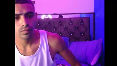 ariasjholeiker online show from June 28, 8:26 pm