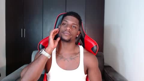 Snapshot of arielbronwxxx chatting on March 2, 11:28 pm chris online show from March 2, 11:28 pm
