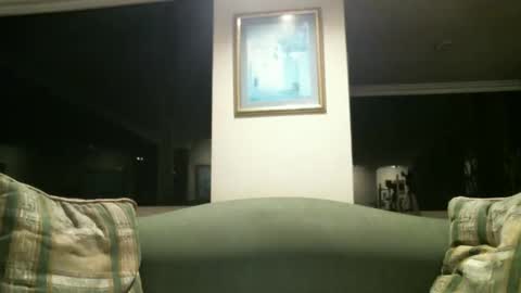 Snapshot of arielsinho chatting on March 4, 5:00 am Anon online show from March 4, 5:00 am
