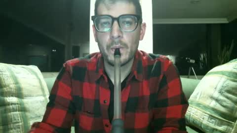 Snapshot of arielsinho chatting on February 12, 4:23 am Anon online show from February 12, 4:23 am