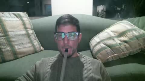 Snapshot of arielsinho chatting on February 22, 3:12 am Anon online show from February 22, 3:12 am