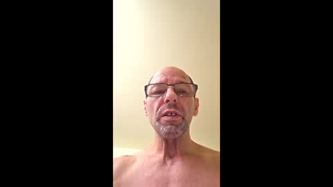 ariesborn41839242 online show from May 31, 12:59 pm
