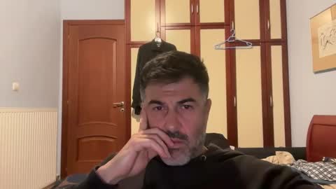 share online show from November 12, 10:58 pm