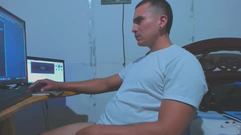 Gabriel reyk 22 online show from June 8, 1:28 am