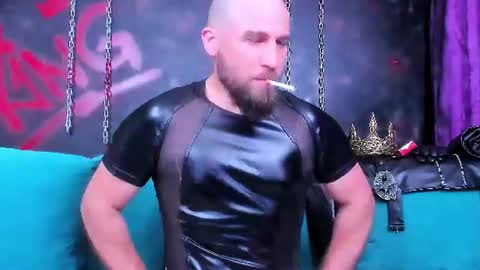 Armando online show from July 2, 8:26 pm