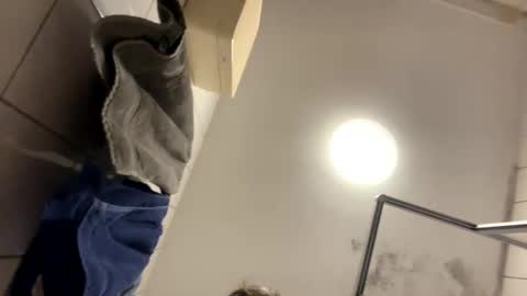 armyskater32 online show from October 3, 10:04 pm