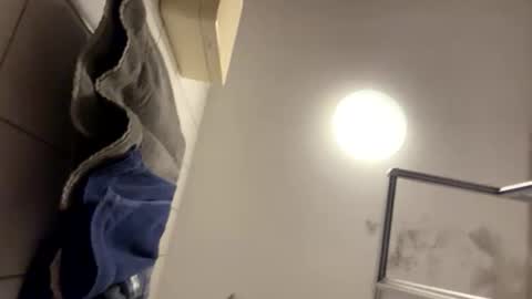 armyskater32 online show from October 7, 8:24 pm