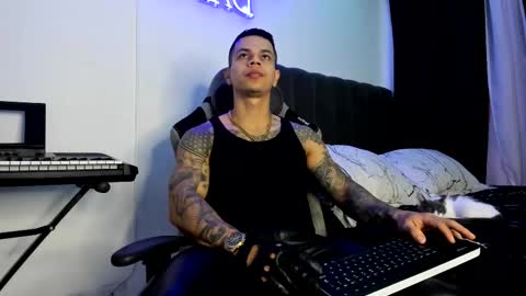 Snapshot of arondark chatting on February 22, 12:29 pm DarkMaster online show from February 22, 12:29 pm