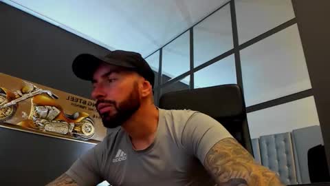 AronGrant online show from October 23, 8:29 am