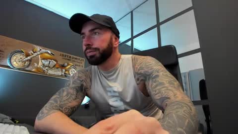 AronGrant online show from February 20, 10:16 am