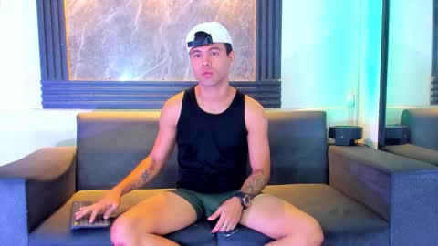 Aroon   online show from November 20, 12:15 pm