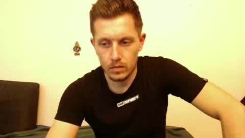 arromwilliam90 online show from January 26, 1:04 pm