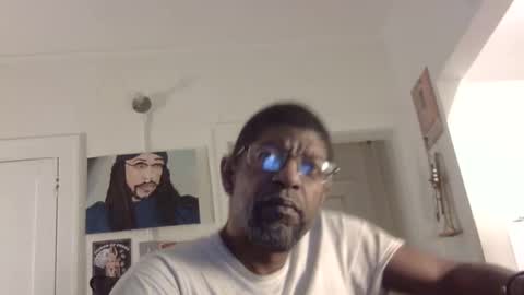 Snapshot of arteblazze chatting on February 28, 12:32 am Arteblazze not daddy boy bitch or nigga online show from February 28, 12:32 am
