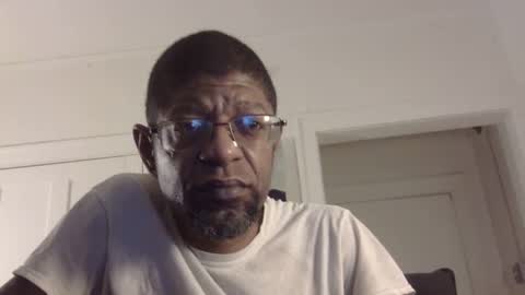 Snapshot of arteblazze chatting on February 17, 1:25 am Arteblazze not daddy boy bitch or nigga online show from February 17, 1:25 am