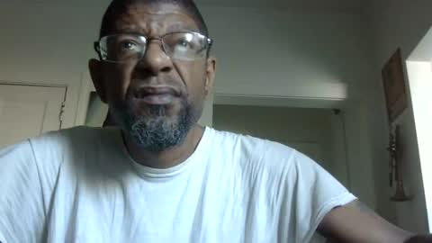 Snapshot of arteblazze chatting on March 8, 3:22 pm Arteblazze not daddy boy bitch or nigga online show from March 8, 3:22 pm