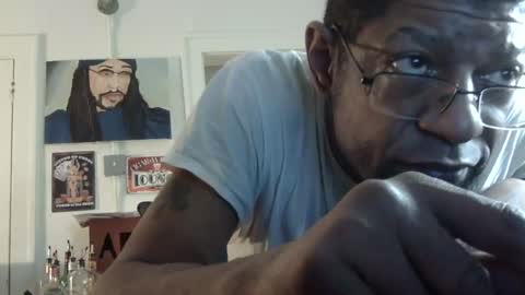 Snapshot of arteblazze chatting on December 11, 12:35 am Arteblazze not daddy boy bitch or nigga online show from December 11, 12:35 am