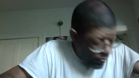 Snapshot of arteblazze chatting on March 7, 1:51 pm Arteblazze not daddy boy bitch or nigga online show from March 7, 1:51 pm
