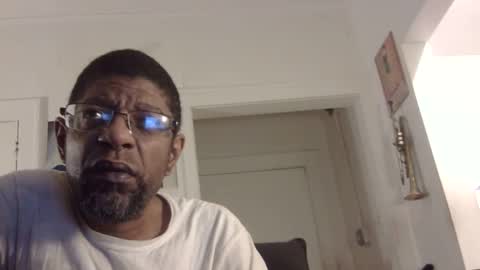 Snapshot of arteblazze chatting on February 26, 3:53 am Arteblazze not daddy boy bitch or nigga online show from February 26, 3:53 am
