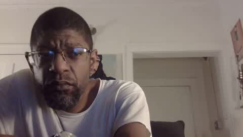 Snapshot of arteblazze chatting on March 10, 11:49 pm Arteblazze not daddy boy bitch or nigga online show from March 10, 11:49 pm