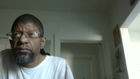 Snapshot of arteblazze chatting on March 9, 1:59 pm Arteblazze not daddy boy bitch or nigga online show from March 9, 1:59 pm