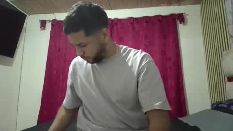 arthur1718 online show from March 9, 1:43 am