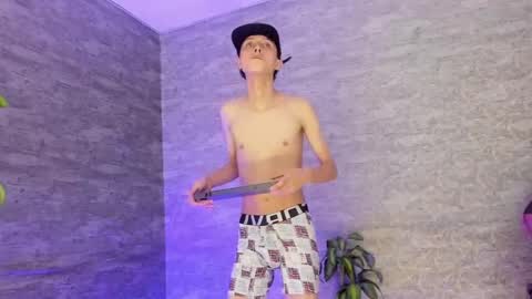 Snapshot of arthurcox_ chatting on September 27, 8:17 pm arthurcox_ online show from September 27, 8:17 pm